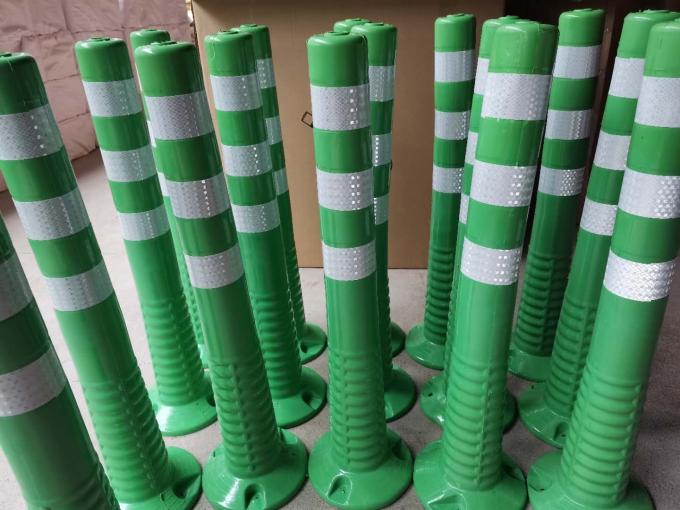 75 सेमी बाहरी सड़क सुरक्षा चेतावनी टिकाऊ पु प्लास्टिक यातायात चेतावनी पोस्ट 14