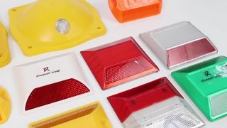 रोड स्टड प्लास्टिक रिफ्लेक्टिव सुरक्षा